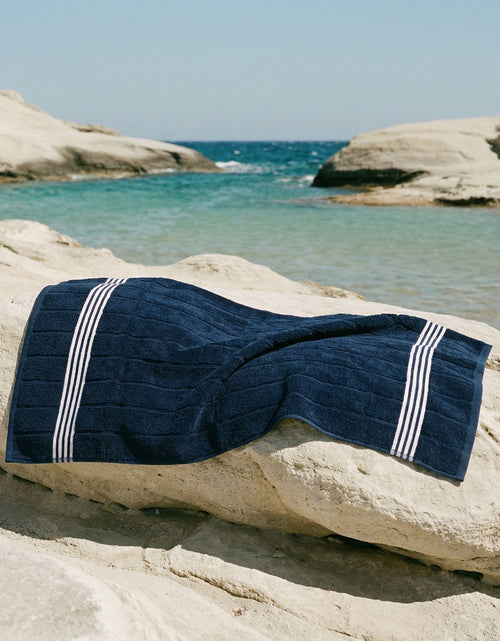 Load image into Gallery viewer, Nautilus Australian Cotton Towels
