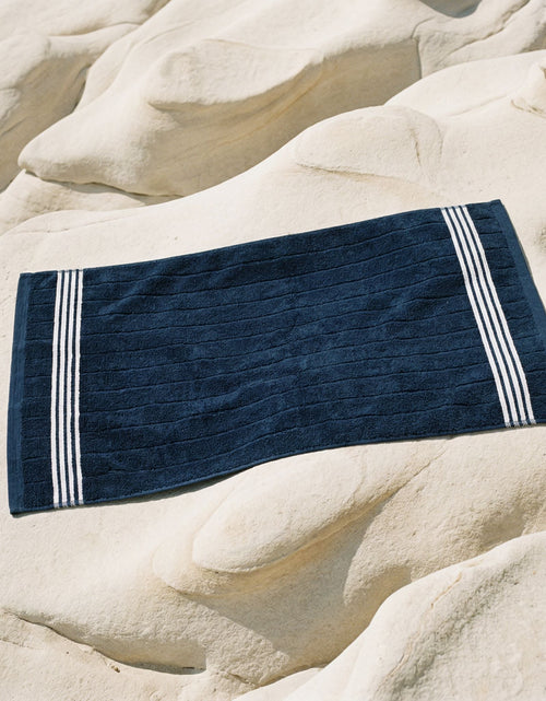 Load image into Gallery viewer, Nautilus Australian Cotton Towels
